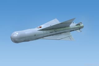 Бух — и в прах: редкая авиабомба УПАБ-1500Б снесет особо укрепленные объекты врага
