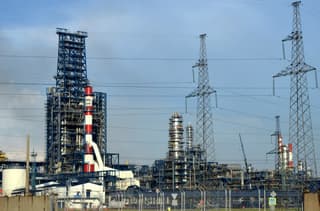 На Омском нефтеперерабатывающем заводе произошел пожар