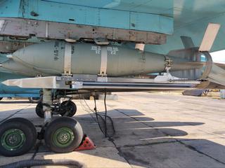 Aparecen imágenes únicas del nuevo UMPC para las bombas aéreas rusas FAB: volarán más lejos que los misiles tácticos