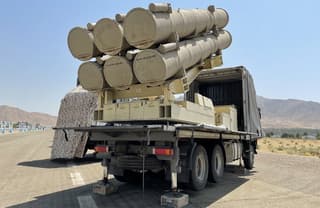 Спутник засёк грузовое судно, которое якобы перевозит иранские ракеты Fath-360 для России