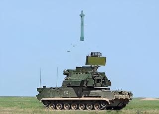 Destroza Storm Shadow en pequeños pedazos: el "Tor-M2" en la vanguardia destruyó un misil enemigo