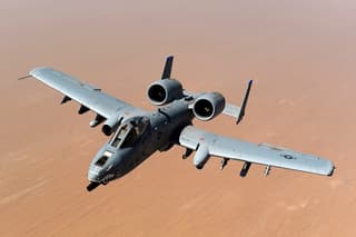 А-10 против Су-25: США снимают свой штурмовик с вооружения, а Россия — модернизирует