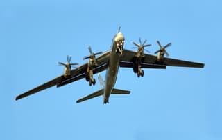 Russian Tu-95MS "Bear" strategic nuclear bombers flew near the US coast