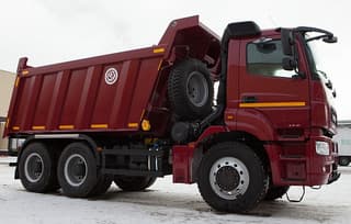 Camiones tractores, volquetes, remolques: KAMAZ organiza una venta de liquidación de equipos usados
