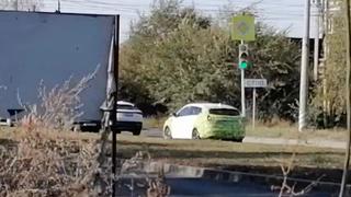 Автомобиль LADA Iskra SW Cross почти без камуфляжа заметили в Тольятти