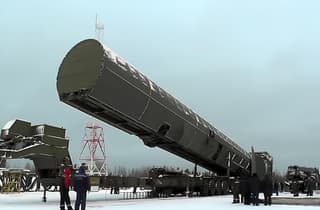 Новейший «Сармат» с жидкостной тяжелой ракетой поставят на боевое дежурство: ядерный защитник Родины