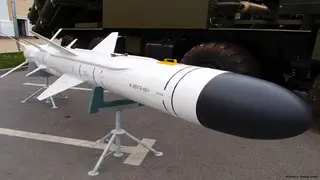 Irrumpió en el "cono muerto" del radar TRML-4D: el Kh-35U ruso destrozó el sistema de defensa aérea alemán IRIS-T SLM