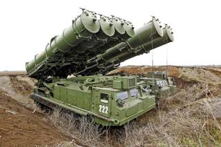 Уникальные кадры ночного пуска ракеты С-300В4: наиболее совершенная войсковая ЗРС в мире