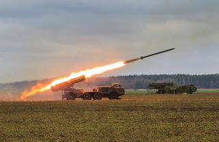 Раскрыты характеристики новейшего боеприпаса УМПБ Д-30СН для дальнобойной РСЗО «Торнадо-С»
