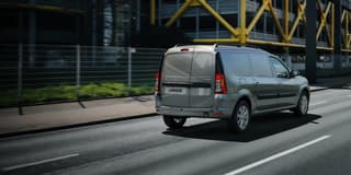 Lada Largus стал вторым по продажам легким коммерческим автомобилем в России