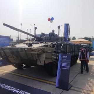 Модернизированную БМП-3 с новым комплектом защиты показали впервые: есть даже видеоконтроль и предусмотрена роботизация