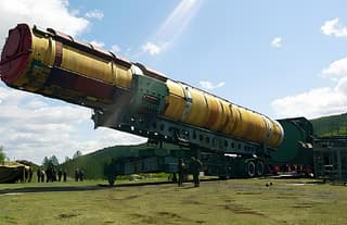 «В тот же миг разверзлась земля»: смертоносная советская ракета, которую на Западе прозвали «Сатаной»
