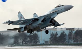 Назван резервный «козырь» Су-35С в бою с американским F-16: выйдет на рубеж пуска ракет Р-37М и Р-77-1