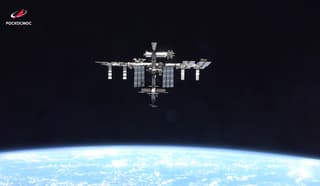 Российские космонавты провели серию научных экспериментов в открытом космосе на МКС