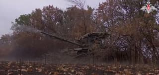 Первый — пристрелочный: российские танки переняли повадки артилерии и начали работать с закрытых боевых позиций