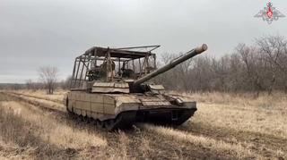 Танки Т-90М «Прорыв» усилили стойкость брони башни благодаря хитрой переделке