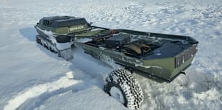 Tanks are not afraid of mud: a unique floating tracked tractor was developed for the military