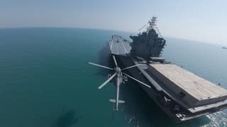 Avistan helicópteros Mi-8 en el nuevo buque porta drones iraní "Shahid Bahman Bagheri"