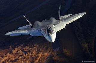 El caza ruso Su-57E generó un gran interés en el mundo tras su estreno en India