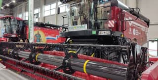 С газомоторным двигателем: комбайн КЗК-12А1 от Брянсксельмаш представили в Казани
