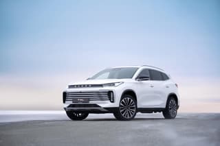 Esteo вместо Exeed: Chery регистрирует новый бренд для России