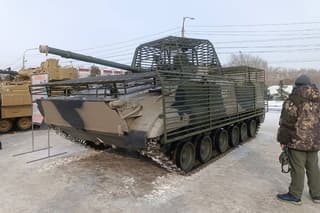 Хотели как лучше: БМП-3 после оснащения «мангалом» превратился в лёгкий танк