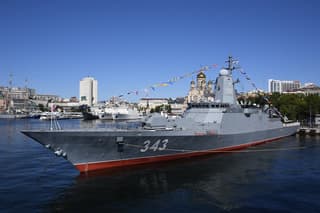 Российские корветы спасли «утопающих» около Бали