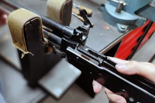 Bayoneta-cuchillo, PPK-20, AK-12: "Kalashnikov" prepara una colección única de maquetas de armas