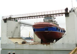 Se requerirán más de 150 mil millones de rublos para el desarrollo de la reparación naval en el Ártico y el Lejano Oriente