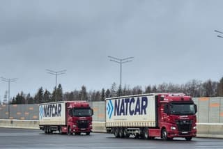 КАМАЗ запустил пробное движение беспилотных тягачей «Маяк» на ЦКАД