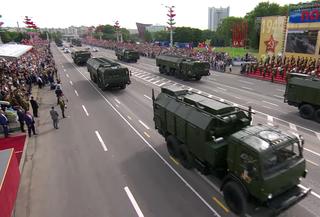 Сила — в единстве: российские ОТРК «Искандер-М», ЗРК «Тор-М2К» и БПЛА «Герань» показали на параде в Минске