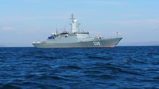 Российские корветы проекта 20380 отразили атаки безэкипажных катеров в Японском море