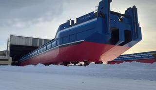 UTK 3004 barge-platform of project RDB66.68MA built at the Samus Shipyard