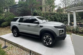 Революция на российском рынке: первое фото нового внедорожника JAC JS9 от «Соллерс», который пропишется на УАЗе