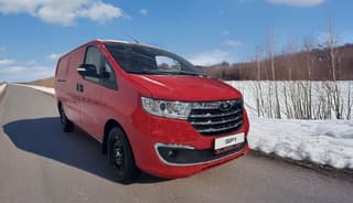 Конкурент Lada Largus?: Sollers ставит на конвейер фургон SF1