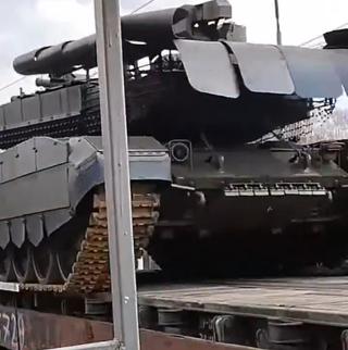 "Uralvagonzavod" supplied the military with seven latest T-90 "Breakthrough" tanks of the 2024 model