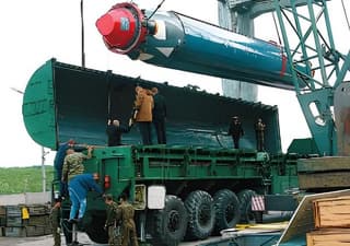 За консервы просят ответить: суд начал рассмотрение иска на 180 млн рублей к производителю ракет «Синева» и «Сармат»