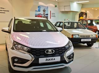 Los informantes mostraron el interior superior de Lada Iskra