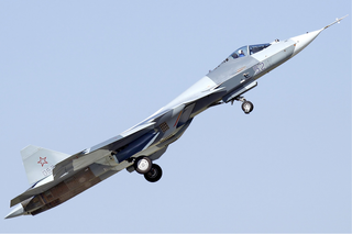 Стала известна цифровая начинка новейшего истребителя Су-57: есть даже медные линии
