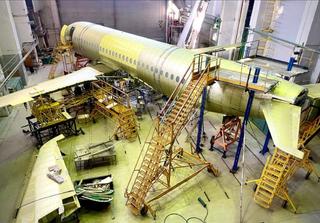 Импортозамещённые запчасти SJ-100 станут дешевле: раньше стоили в два раза дороже, чем на Airbus