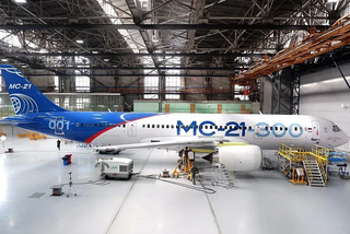 Названы сроки начала официальных поставок МС-21 и SJ-100 авиакомпаниям