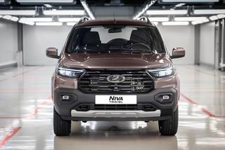 Новая Lada Niva Travel с модернизированным 90-сильным мотором 1,8 литра: как изменился внедорожник