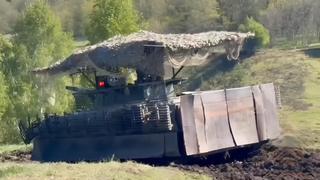 Новейшие БМД-4М с инновационной защитой поступили российским военным