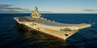 Almirante de la flota defiende al desafortunado portaaviones "Almirante Kuznetsov"