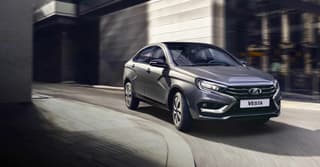 Lada Vesta стала самой покупаемой двухпедальной машиной в России