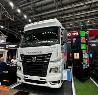 PJSC "KamAZ" Handed Over New K5 Flagships to Customers