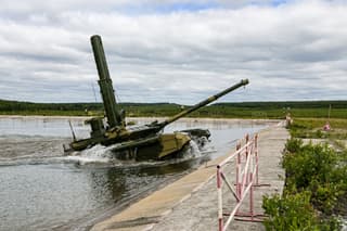 Громадные убытки оборонки исчисляются миллиардами: не парадокс, а тревожный симптом