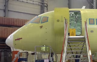 Самолёты SSJ-100 придётся разобрать: есть проблемы на стыке стрингеров с балкой-дублером шпангоута