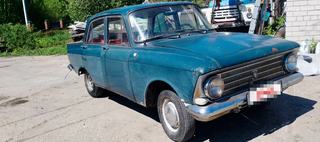 Редкий экземпляр автомобиля «Москвич-408» 1967 года продают в России