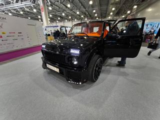 Niva G-Stile показали в Москве: это «Нива» в образе легендарного Gelandewagen